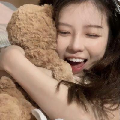 娜希德